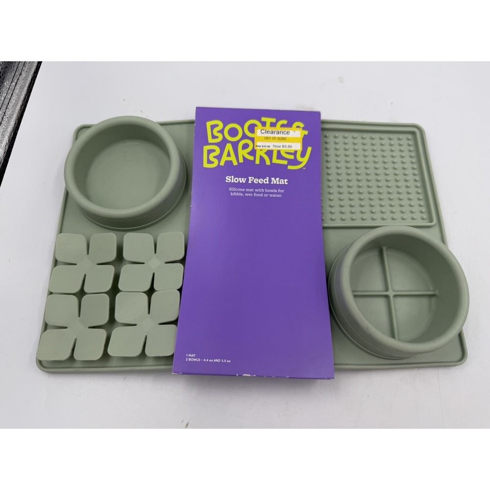 Boots & Barkley Silicone Slow Feeder Mat w/ 2 Bowls, Green, Adult NEW